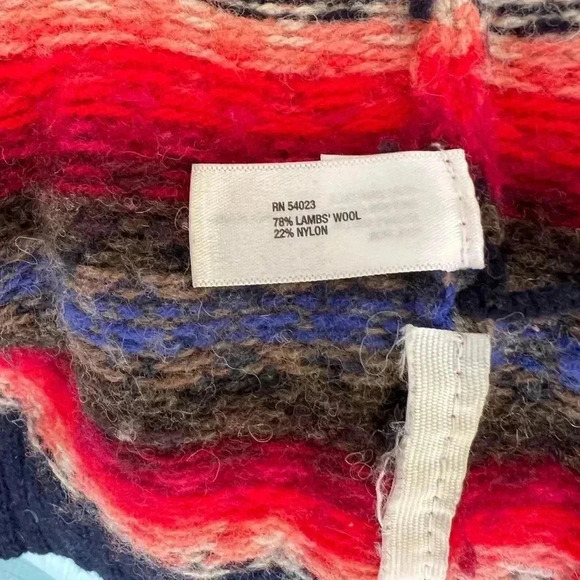 Gap Wool Blend Cardigan Sweater Women’s Long Sleeve Button Down Blue Aztec Sz M - Picture 9 of 13